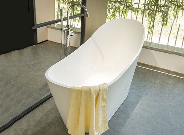 Bathtub